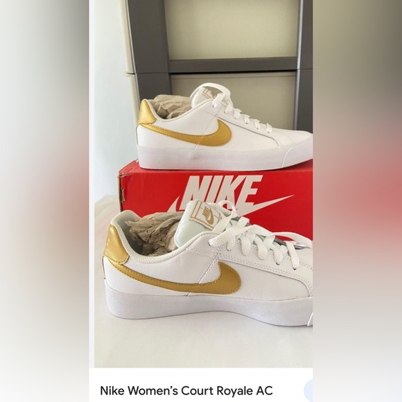 Shoes - Picture 3 of 4